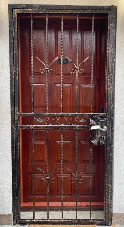 Old Town Home Sarajevo Ngoại thất bức ảnh